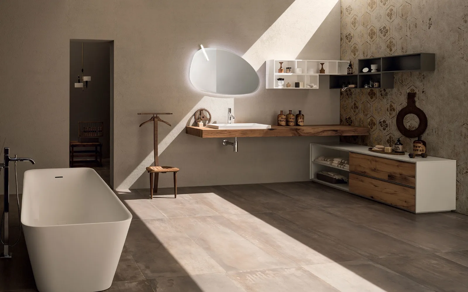 BAGNO E ARREDO BAGNO intelligence overview