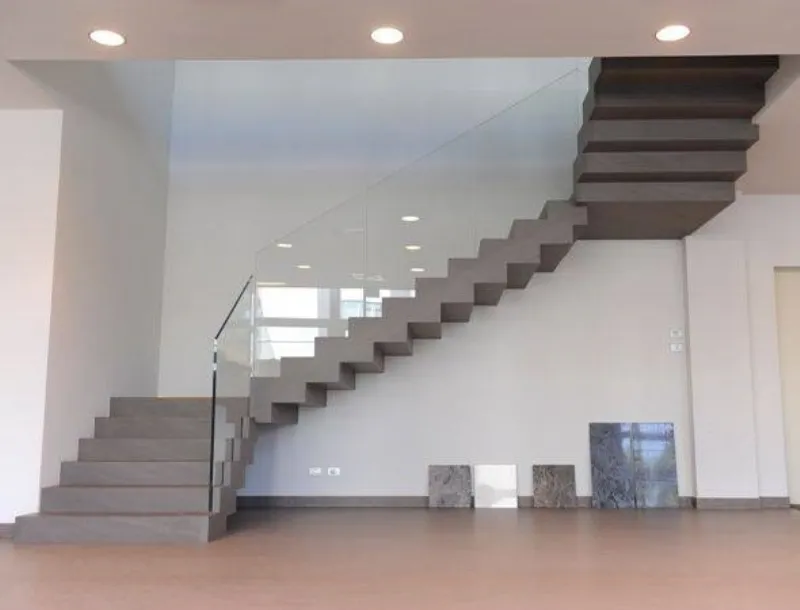 Scale interne moderne Scale moderne interne