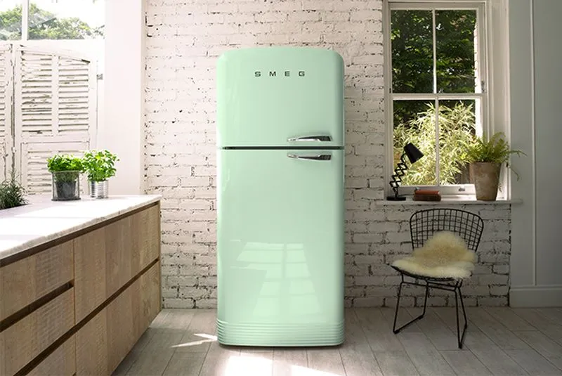 Frigo Smeg anni 50: scopri la collezione Frigo Smeg anni 50: scopri la collezione