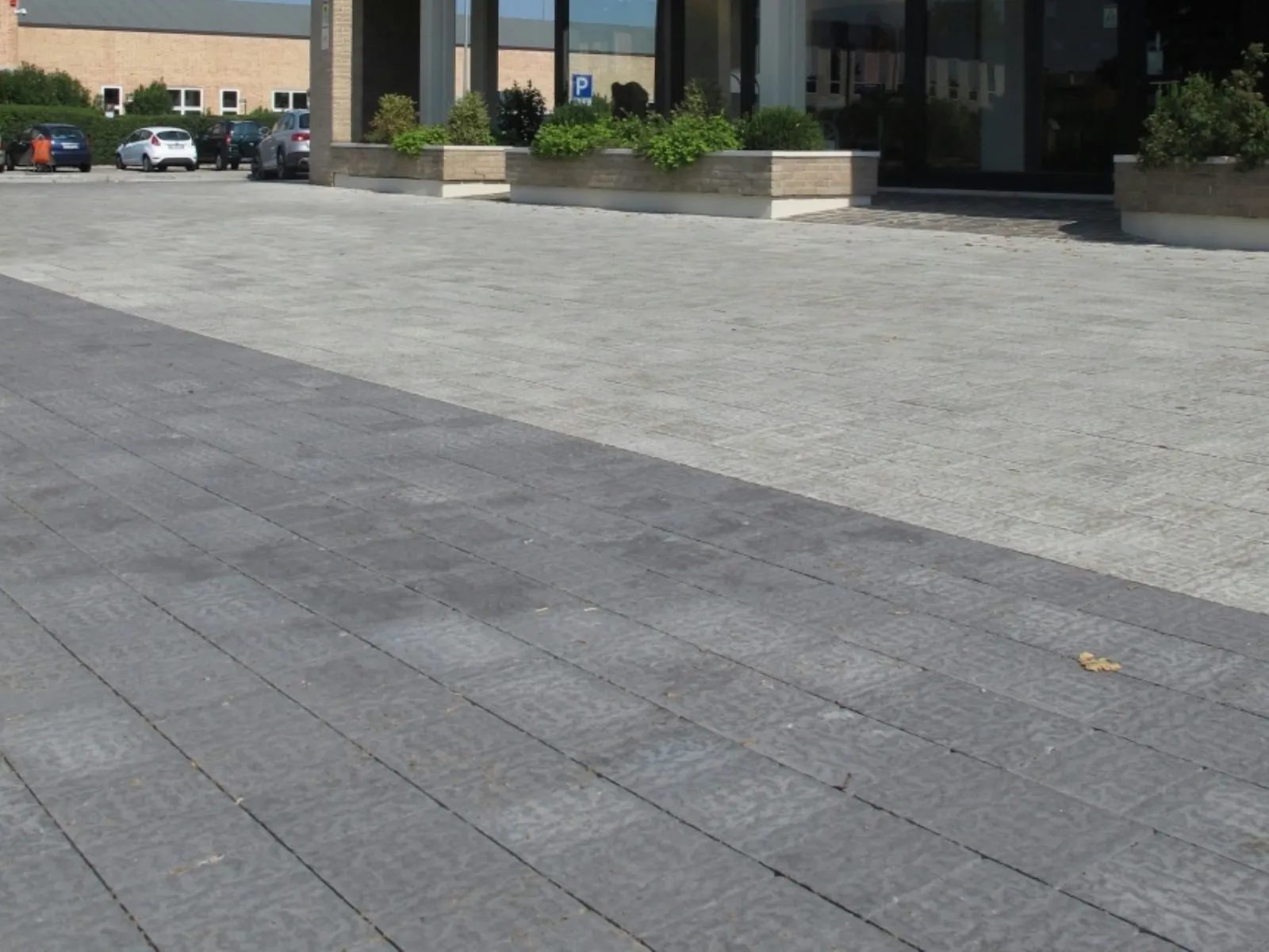 Pavimentazioni per esterni Pavimenti per esterni carrabili in cemento