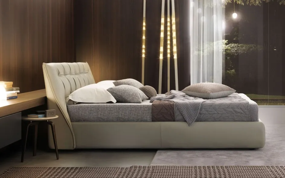Letto imbottito in pelle Sumo di MisuraEmme