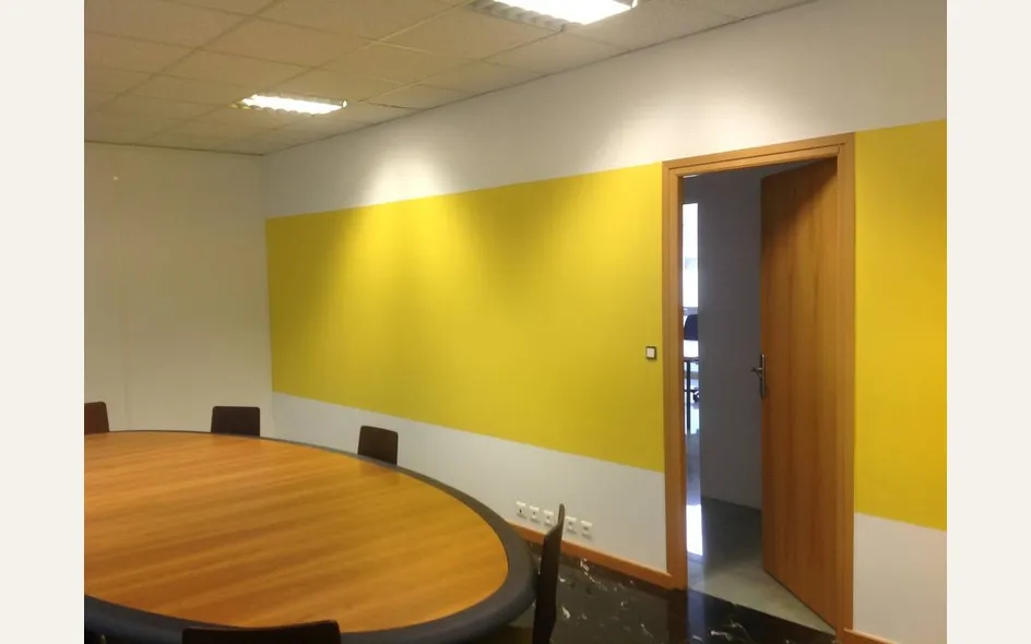 colori combinati in un ufficio