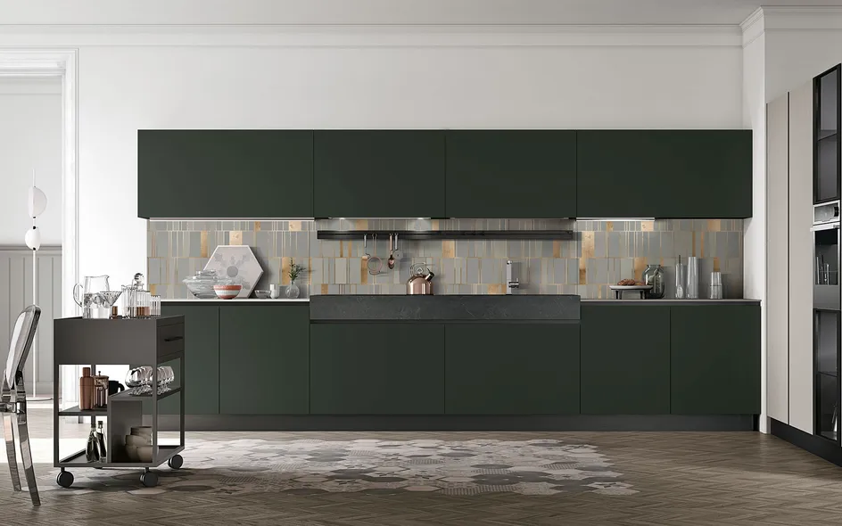 Il verde in cucina e living: consigli pratici (foto Cucina Caos Creativo by Rossi&Co Materica)