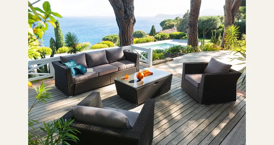 Arredo giardino di Leroy Merlin