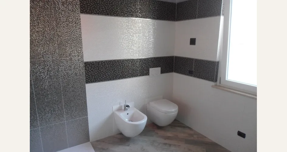 Esempio di rivestimento bagno