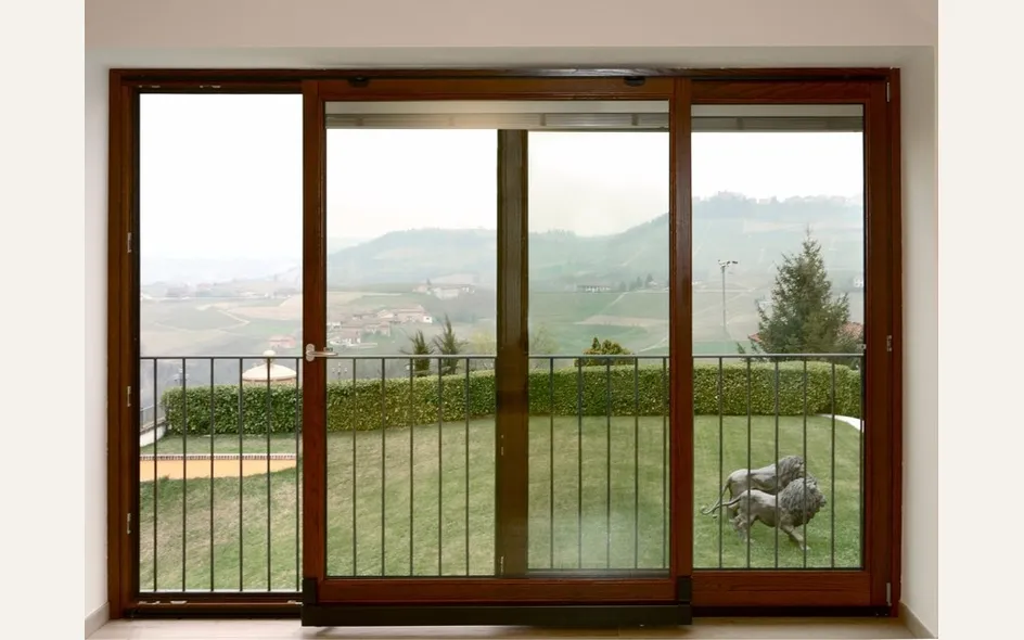 Finestre scorrevoli in legno