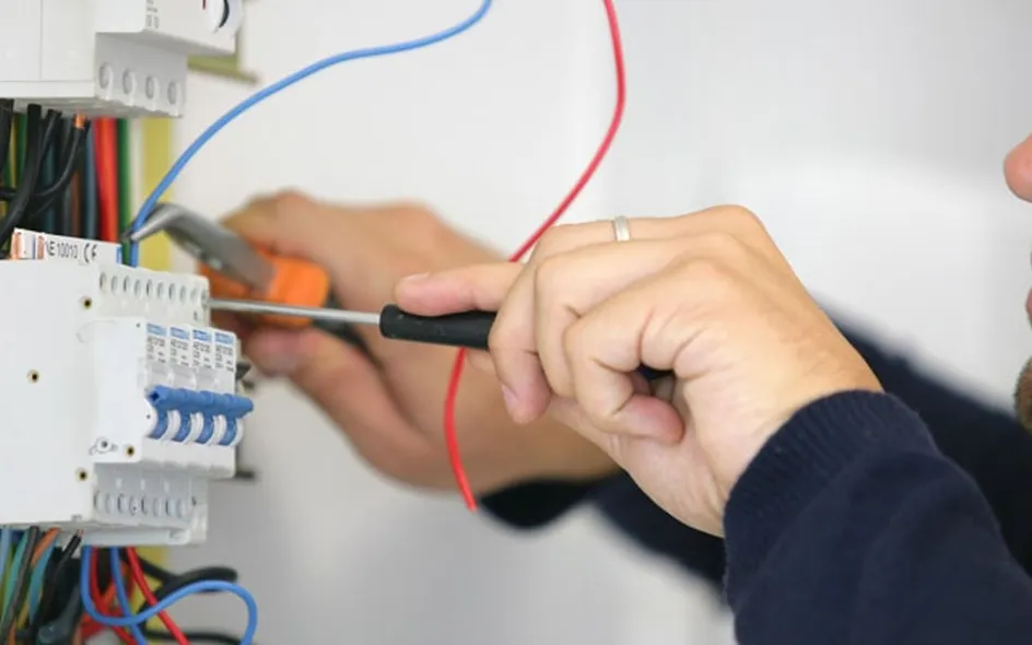Installazione contatore elettrico