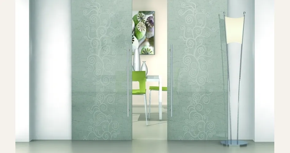Porte in vetro scorrevoli decorate