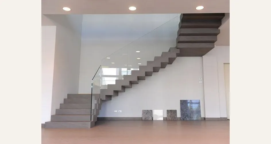 Scala autoportante