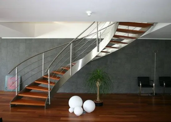 Scale prefabbricate per interni