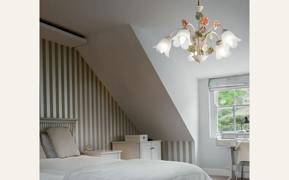 Lampadario shabby Valentina SP5 di Ideal Lux