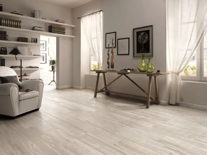 Il gres porcellanato effetto legno chiaro Bark di Fap Ceramiche