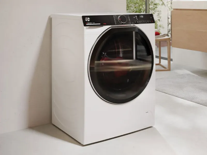 Lavatrice a carica frontale H-WASH 700 di Hoover, lavaggio guidato e Ciclo Steam Care Pro
