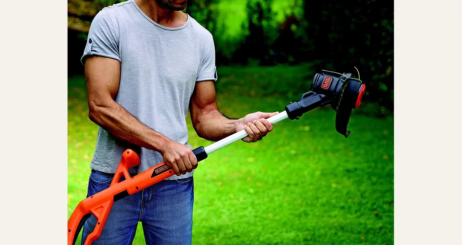 Decespugliatore Black&Decker ST1823-QW 