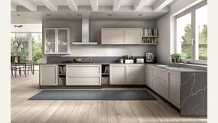Perché una cucina ad angolo conviene: spazio, allacci e libertà di stile (foto Cucina GM Cucine Class 03)