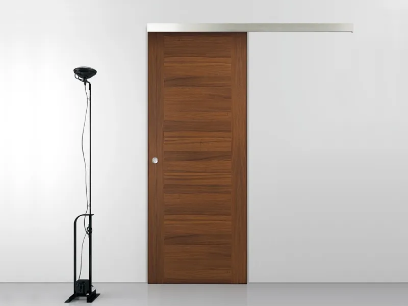 Porta in laminato con apertura scorrevole esterno muro Marche 105 di Audasso Porte