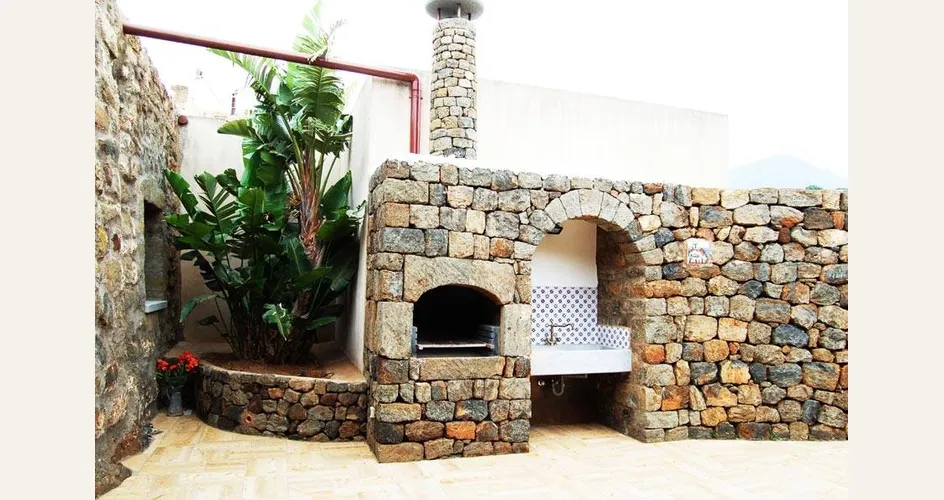 barbecue in pietra