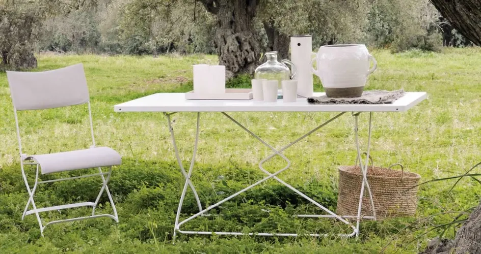 Tavoli da giardino con gambe pieghevoli