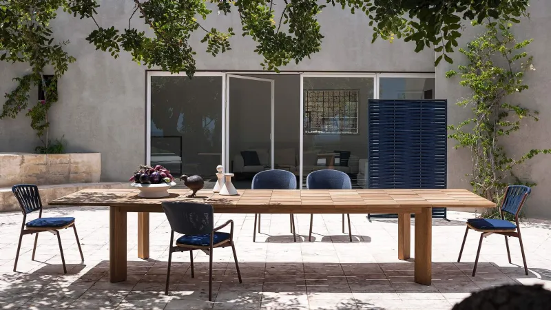 Brick di Roda: tavolo allungabile in teak