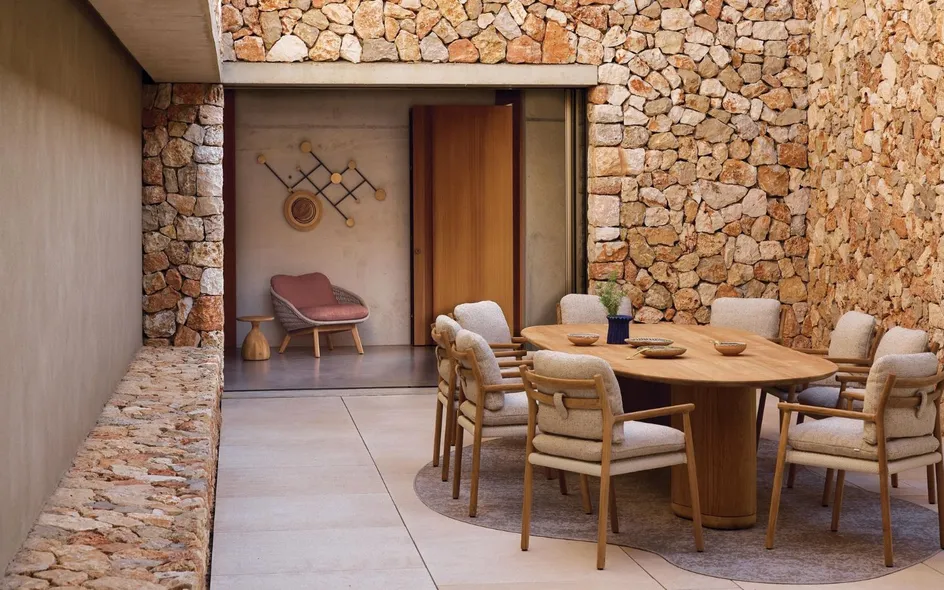 Ogado di Manutti: teak e piano il legno o ceramica