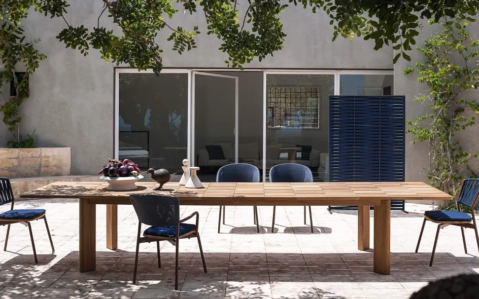 Brick di Roda: tavolo allungabile in teak