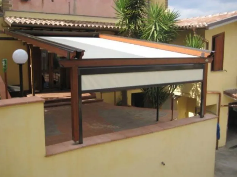 Esempio di gazebo per terrazzi