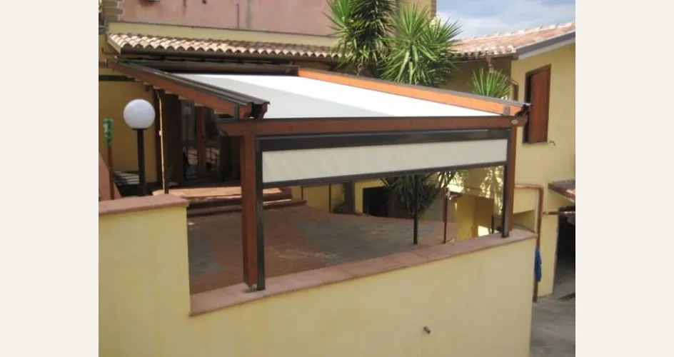Esempio di gazebo per terrazzi