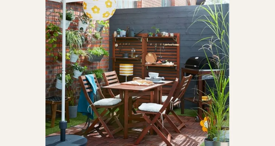 Il tavolo allungabile da giardino Ikea Applaro