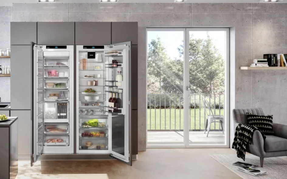 Frigorifero con tecnologia AutoDoor di Liebherr