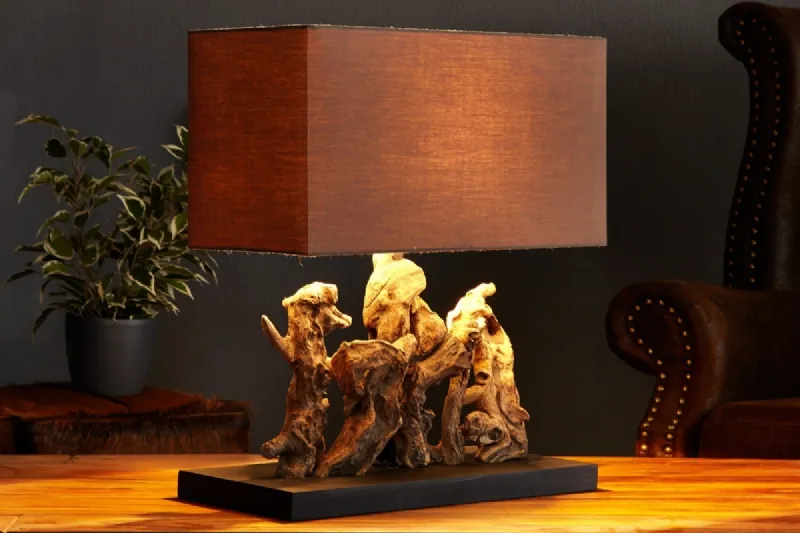 lampada in legno marino