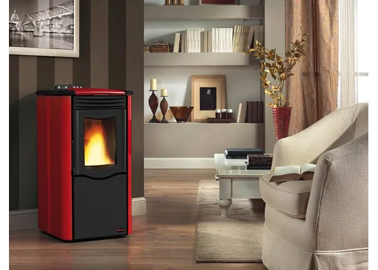 Stufa a pellet modello Rosy la Nordica Extraflame