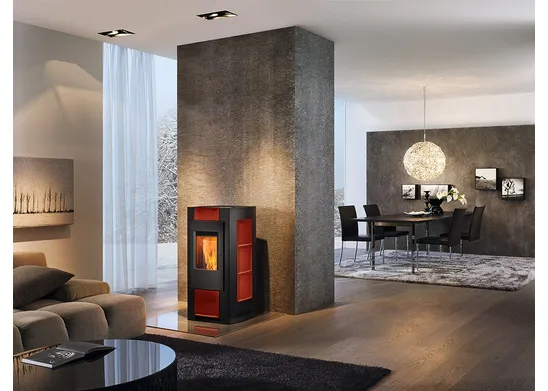 Potente stufa a pellet moderna