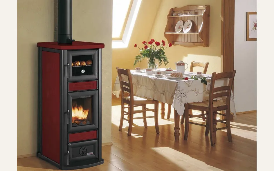 Stufa a legna con forno