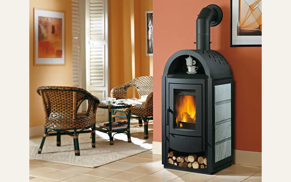 Stufa a legna modello Stefany Forno