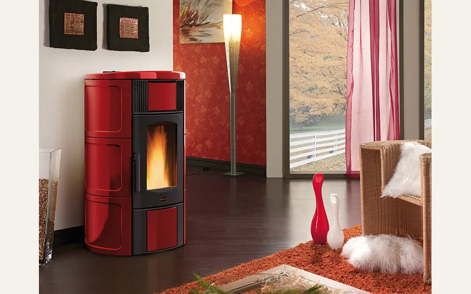 Termostufa a pellet Nordica Extraflame modello Iside Idro