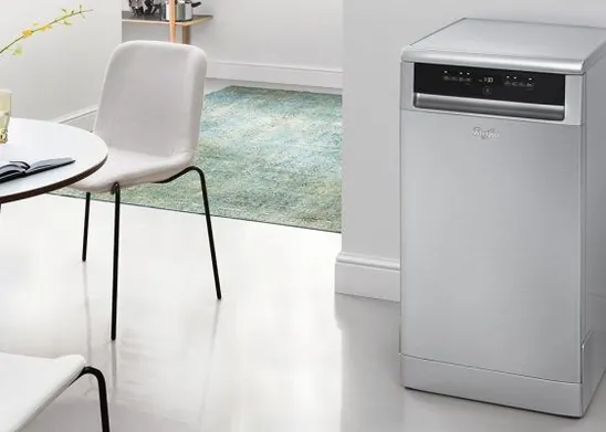 Lavastoviglie Whirlpool Slim