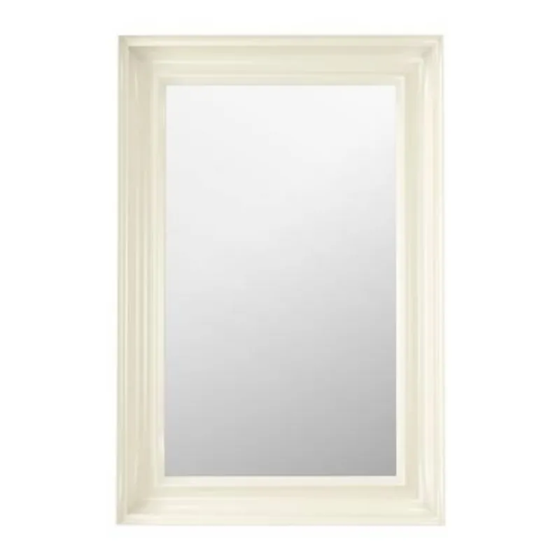 Specchio per la camera da letto Ikea modello Hemnes