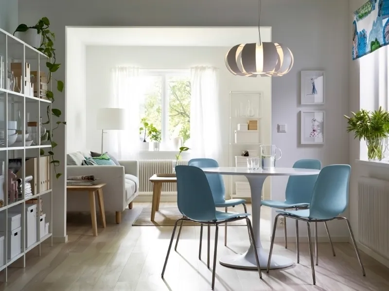 sala da pranzo con tavolo rotondo Ikea Docksta