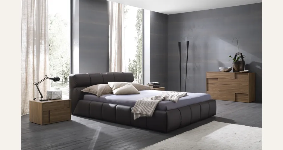 Camera da letto con comò