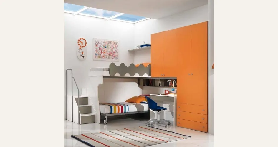 Cameretta con letto a soppalco