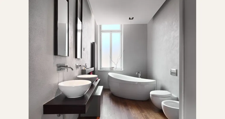 bagno moderno senza piastrelle