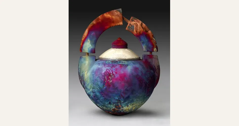 Ceramica creata con la tecnica Raku