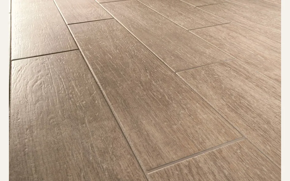 Piastrelle gres porcellanato effetto legno