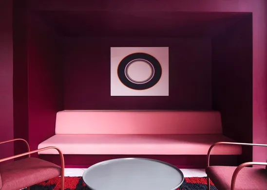 Collezione Arcos di Arper, design Lievore Altherr